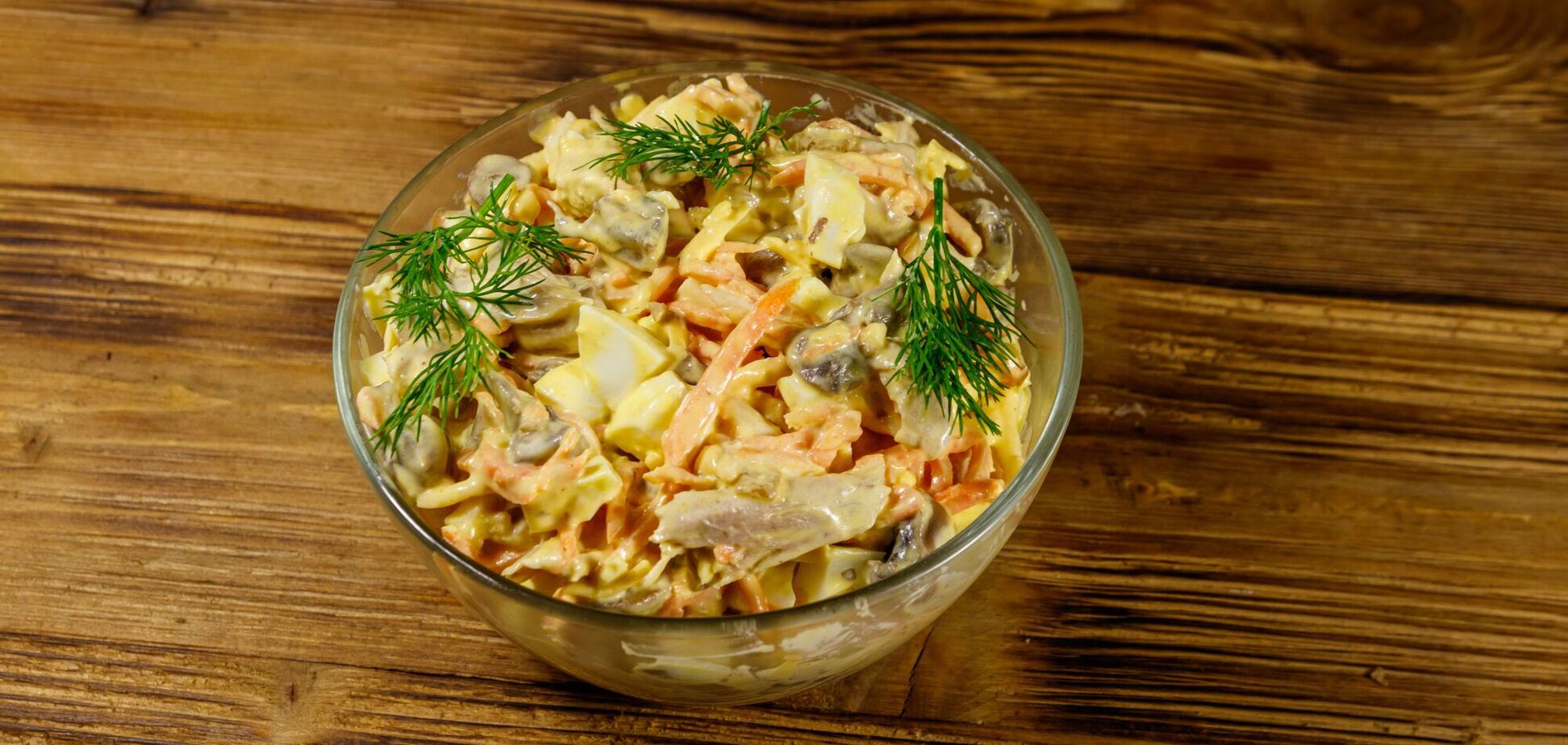 Конкурент оливье: как приготовить вкусный майонезный салат с курицей на Новый год