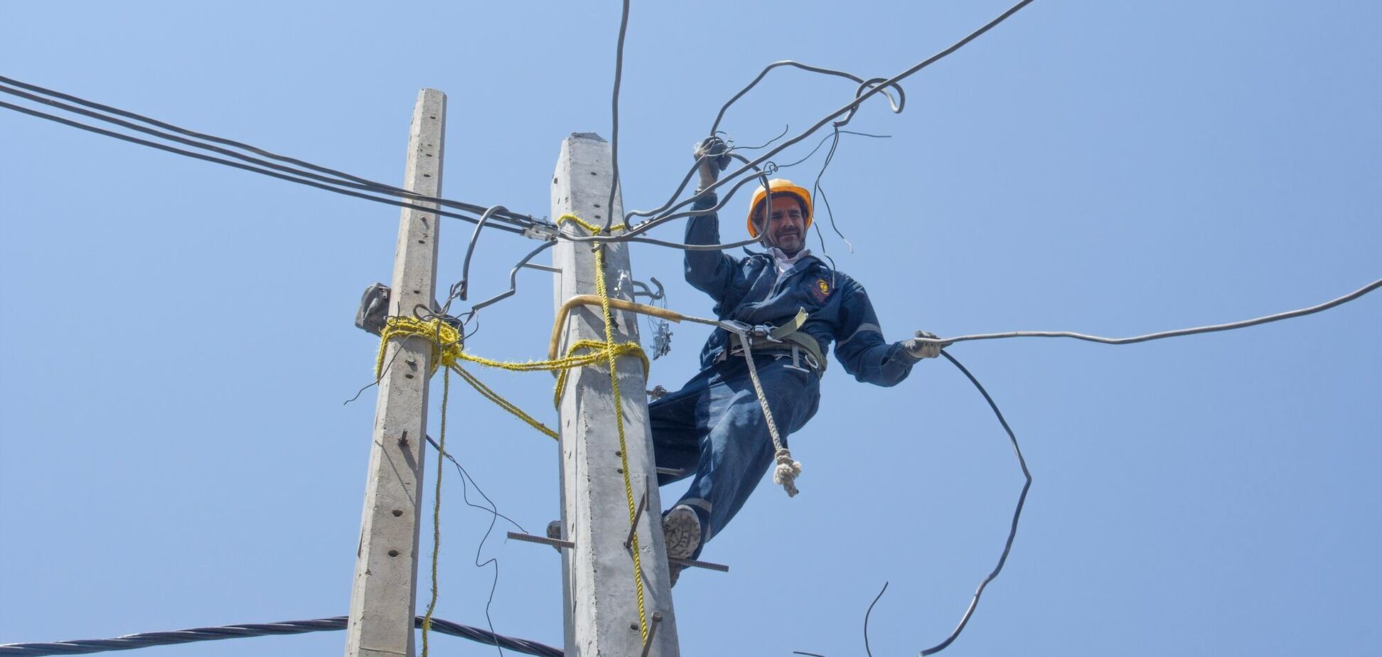С Днем энергетика: красивые поздравления с благодарностью