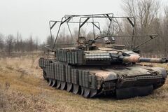 Австралійські танки Abrams пройшли бойове хрещення у Покровську: як їх вдосконалили. Фото і відео