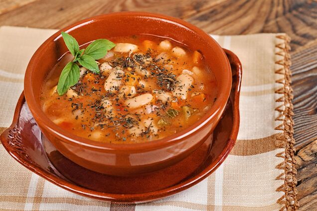 Как приготовить наваристые чанахи с мясом, чесноком и фасолью: делимся рецептом ароматного первого блюда