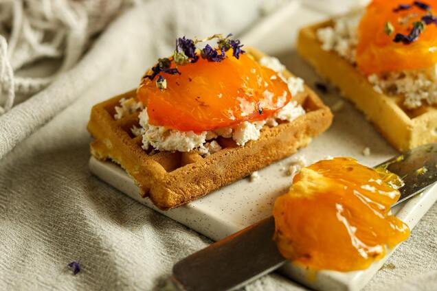 Закуска з хурми для новорічного столу: смак приємно здивує