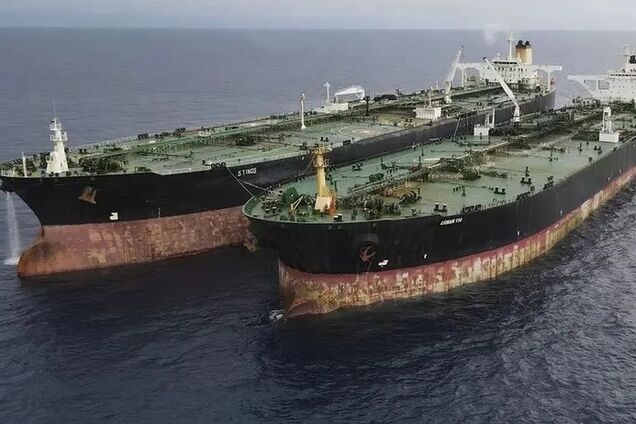 'Трамп ображений на Путіна': Айзенберг пояснив, що стоїть за затриманням США російських танкерів