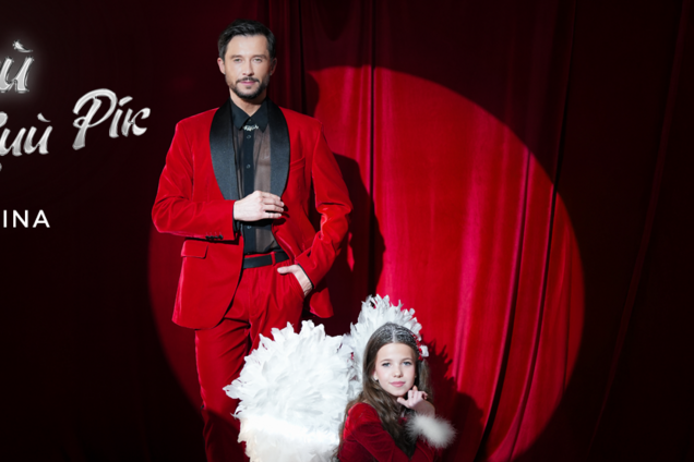 'Унікальний Новий рік': ALBINA і SERAFYN підвели підсумки року в різдвяному відео