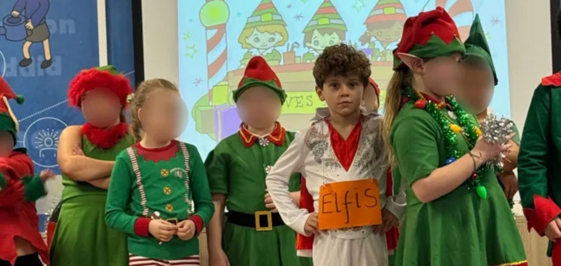 9-летний мальчик пришел на школьный вертеп в костюме... Элвиса Пресли и неожиданно стал звездой вечера. Фото