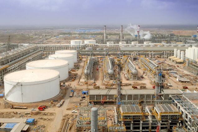 Найбільший НПЗ Індії відновив закупівлю російської нафти – ЗМІ