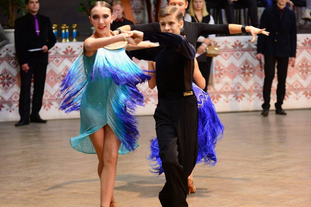 'Політ на одному крилі'. Як Усатенко з поламаною рукою посіла перше місце на турнірі танців