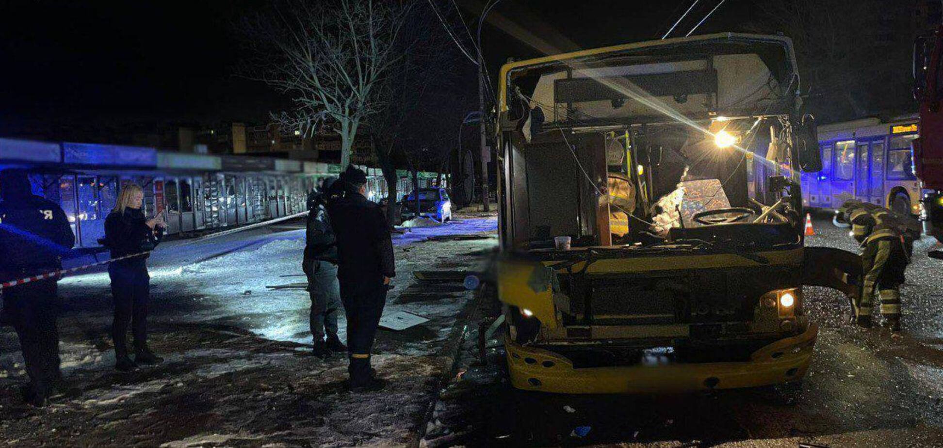 В Киеве взорвался пассажирский автобус: первые подробности. Фото и видео