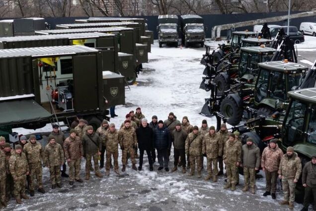 Допомога ЗСУ, Петро Порошенко