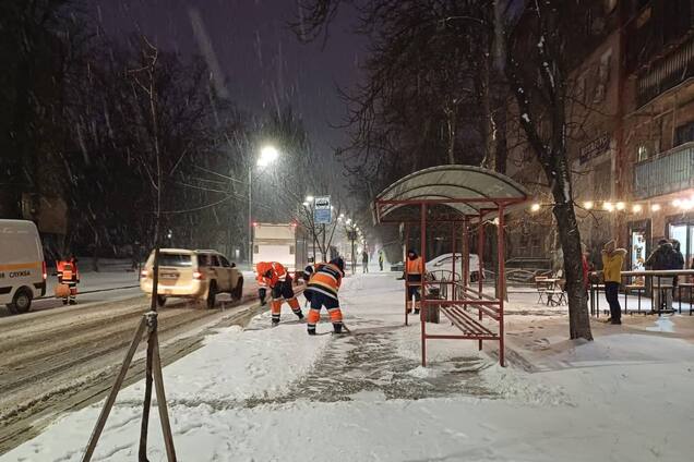 Снігопад в Києві та області
