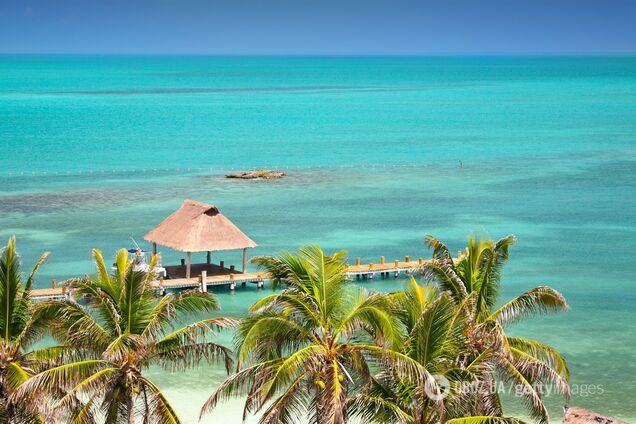 Чтобы сохранить красоту: на остров в Мексике пускают только 200 человек в сутки