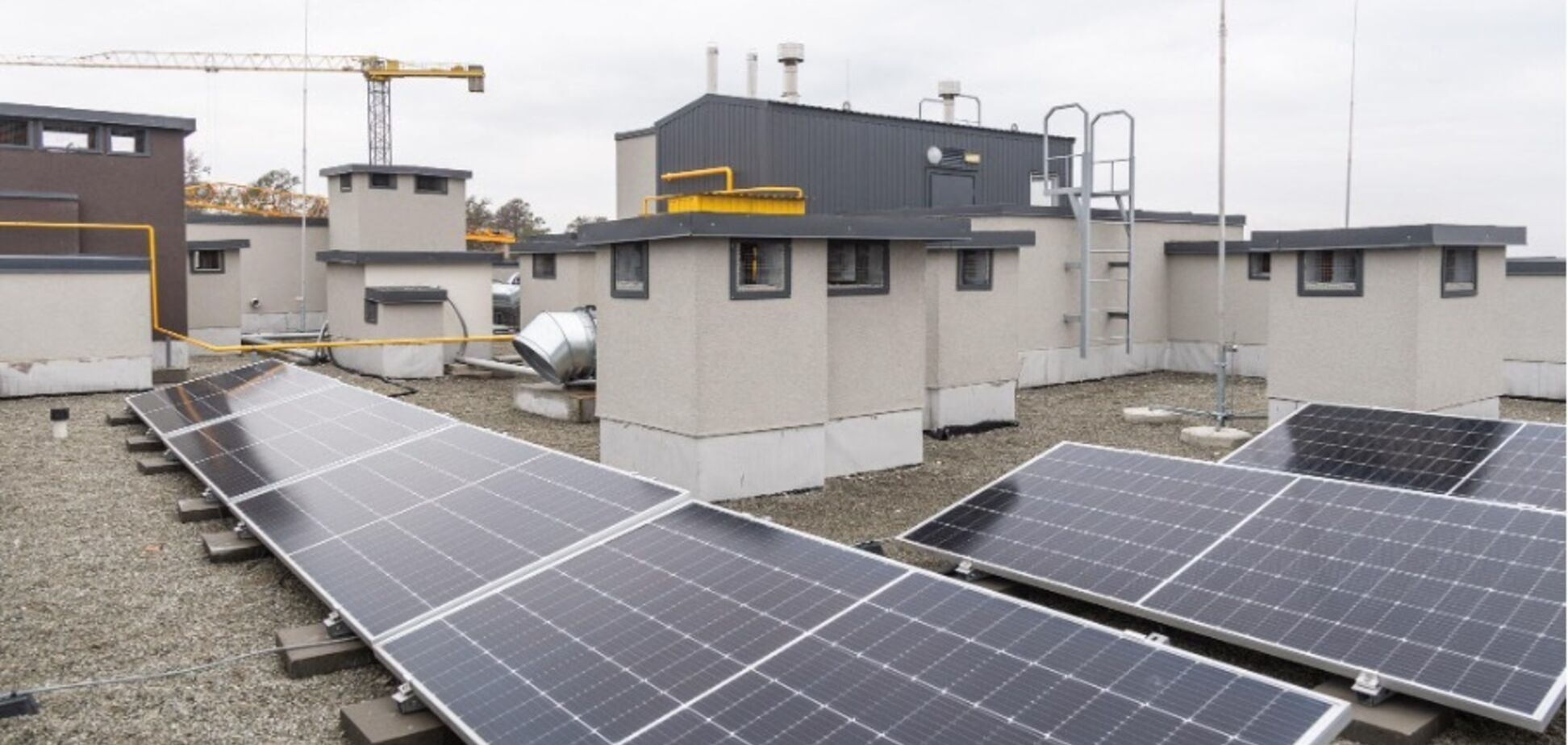 Новий рік без відключень та з удвічі дешевшою електроенергією: досвід енергонезалежного ЖК Gravity Park