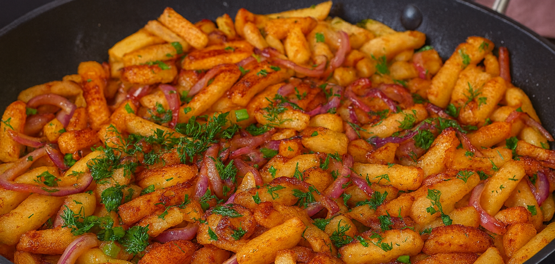 Найсмачніша смажена картопля, як у бабусі: ділимось покроковим рецептом