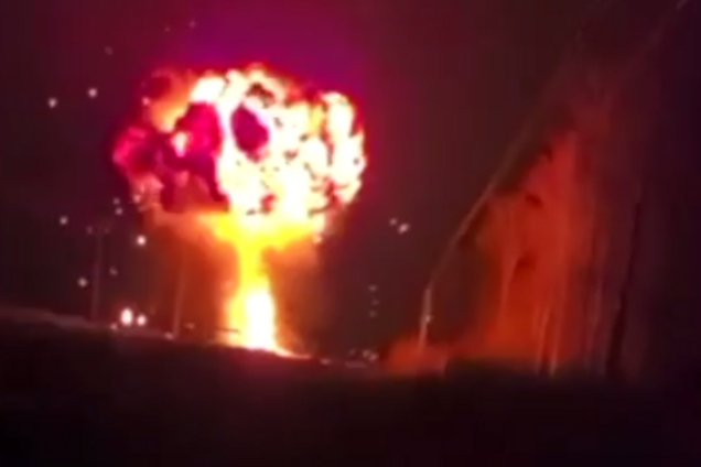 Столб огня был виден издалека: в России снова взорвали нефтепровод 'Дружба'. Видео