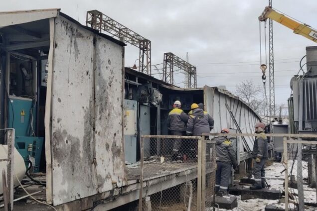 У грудні енергетики повернули електрику понад 5 млн сімей, чиї оселі були без світла через атаки – ДТЕК