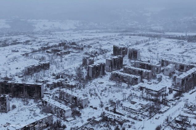 Росія перетворила Куп'янськ на руїни: військові показали сумні кадри, зроблені з висоти