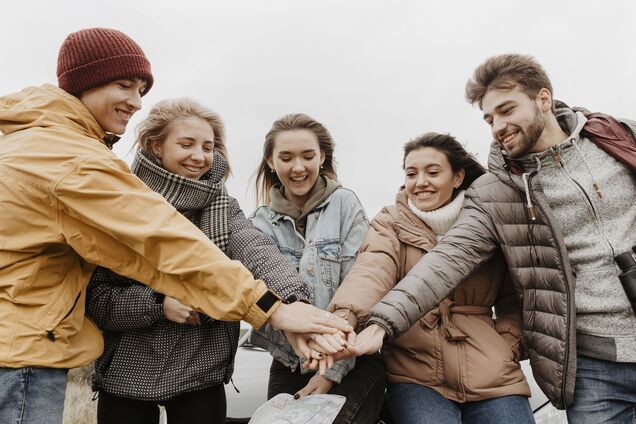 Як сказати українською 'ребята': правильні варіанти легко запам'ятати