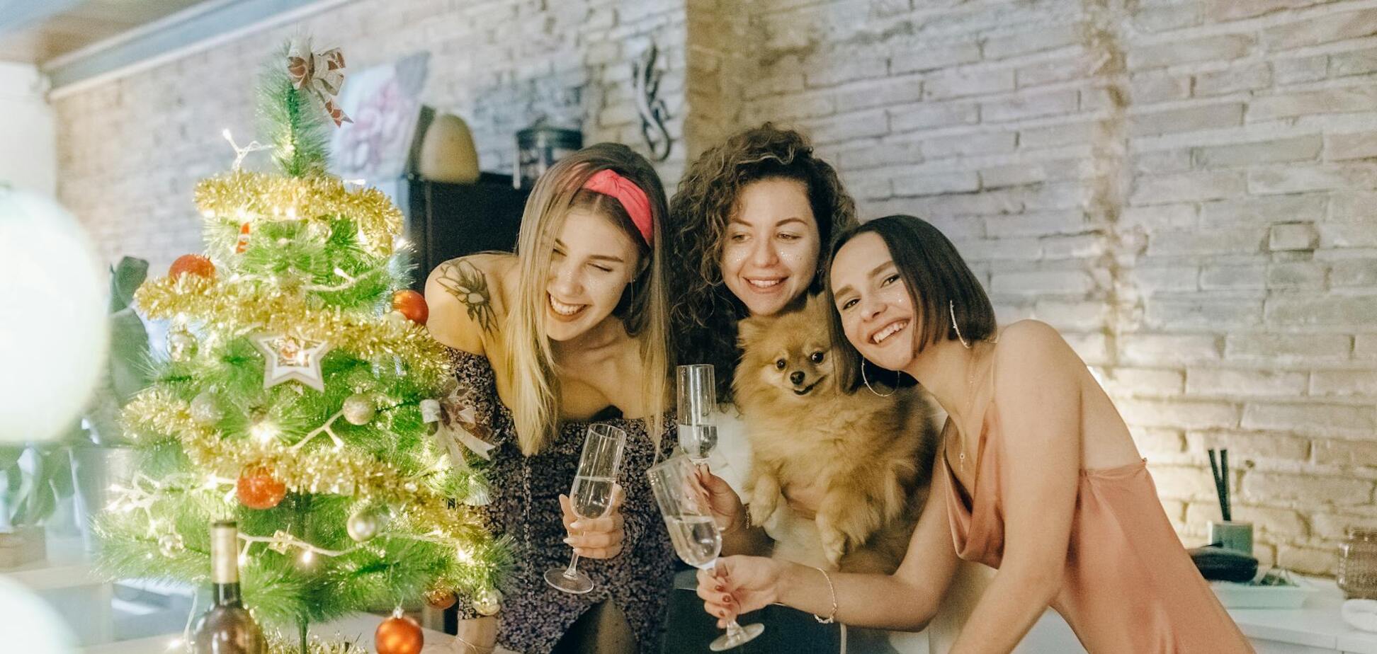 Привітання з Новим роком 2026! Картинки, листівки, оригінальні побажання для колег і друзів