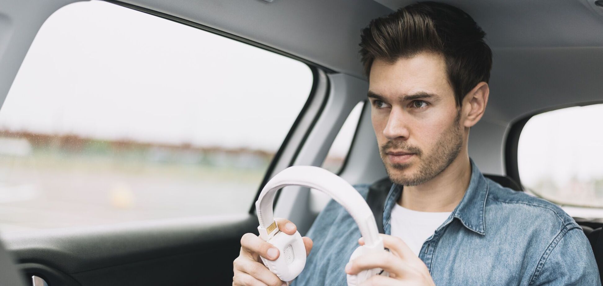 Папа записал кассету для выпускного вечера своего сына и спустя 37 лет стал звездой сети. Вирусное видео