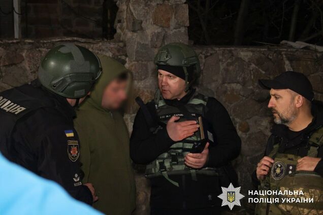 Впервые в истории Украины экстрадирован гражданин РФ, совершивший военные преступления, в страну ЕС: в Нацполиции подвели итоги работы за год