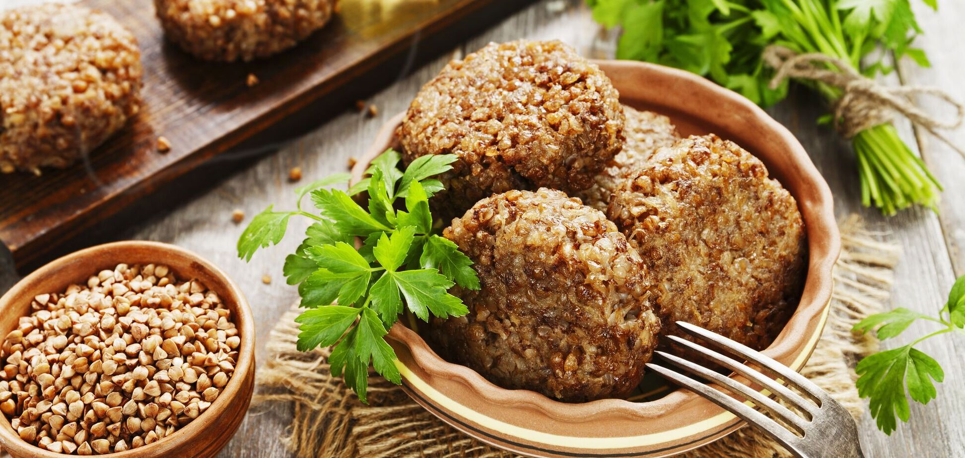 Що можна приготувати з вчорашньої гречки: рецепт страви на вечерю