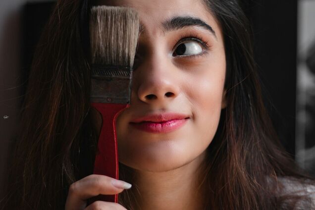 10 ошибок в макияже, которые делают вас старше: как исправить