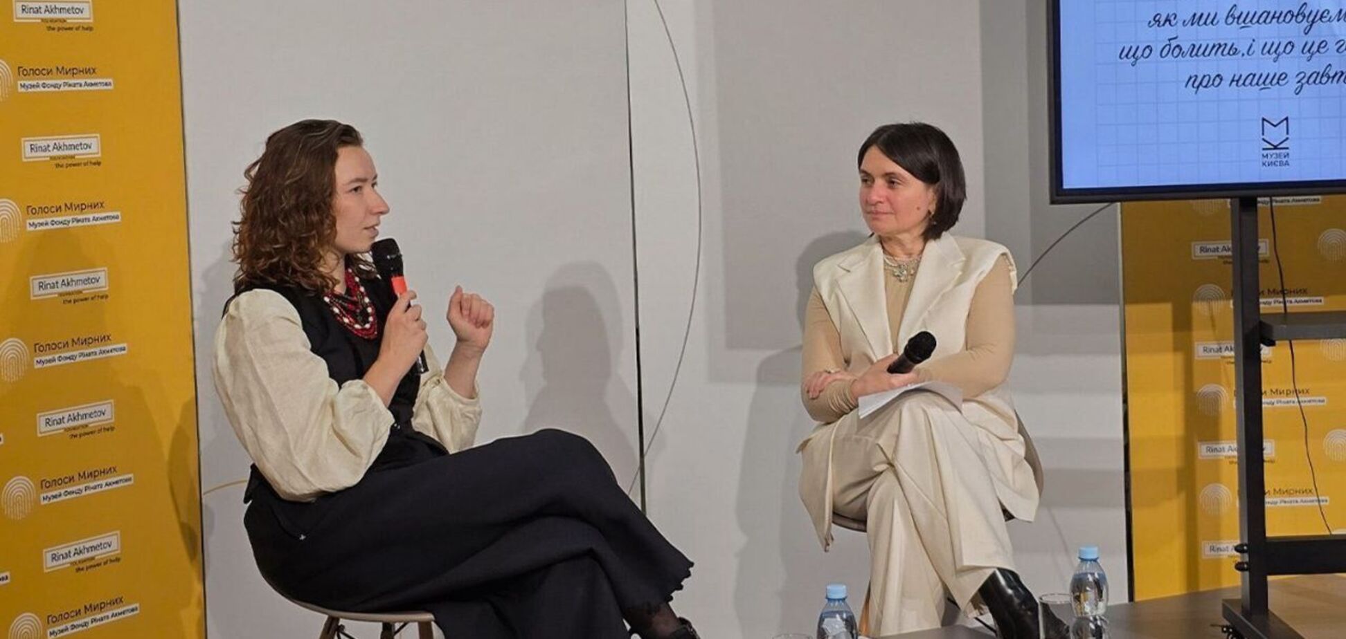 'Ритуал поминовения должен быть действием': соосновательница ОО 'Вшануй' Даценко дала интервью для музея 'Голоса мирных' Фонда Рината Ахметова