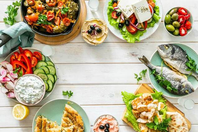 Еда, продлевающая жизнь: научно доказанные эффекты средиземноморской диеты