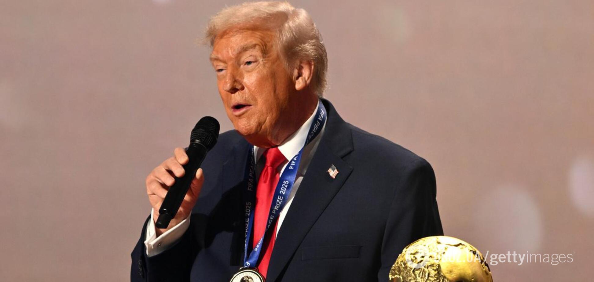 Трамп получил первую в истории премию мира от FIFA: что это за приз. Фото и видео