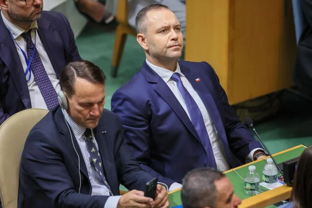 'Корона б не впала': Сікорський видав, що Зеленський мав попросити про візит до президента Польщі