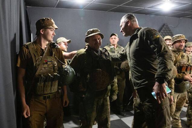 Можемо сьогодні жити й працювати в своїй державі тільки завдяки вам: Кличко привітав військових із Днем ЗСУ