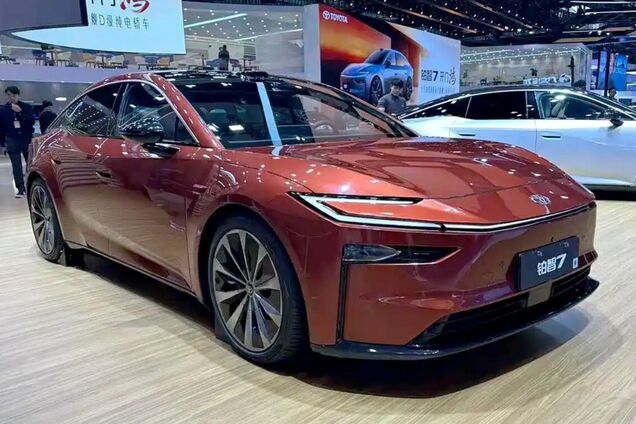 Toyota bZ7