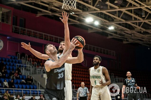 'Днепр' одержал волевую победу в Суперлиге Favbet