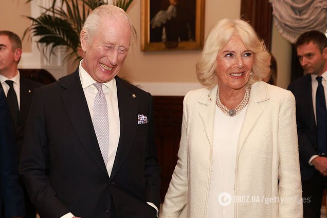 Чарльз III і королева Камілла представили різдвяну листівку та обрали для неї символічне фото: у чому особливість кадру