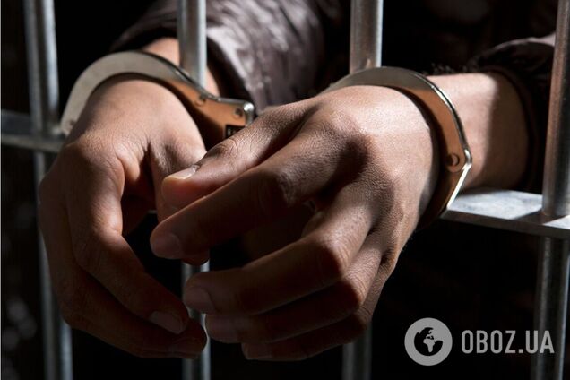 Напоил 16-летнюю девушку алкоголем и изнасиловал ее: в Киеве задержали подозреваемого. Подробности дела