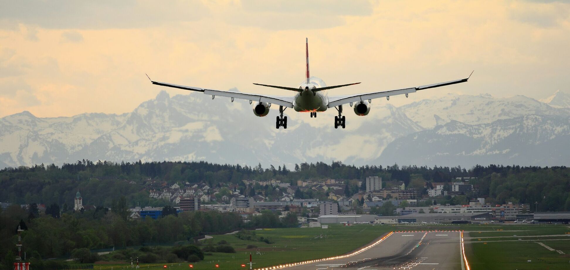 Найдовший у світі політ триває майже 30 годин: який маршрут