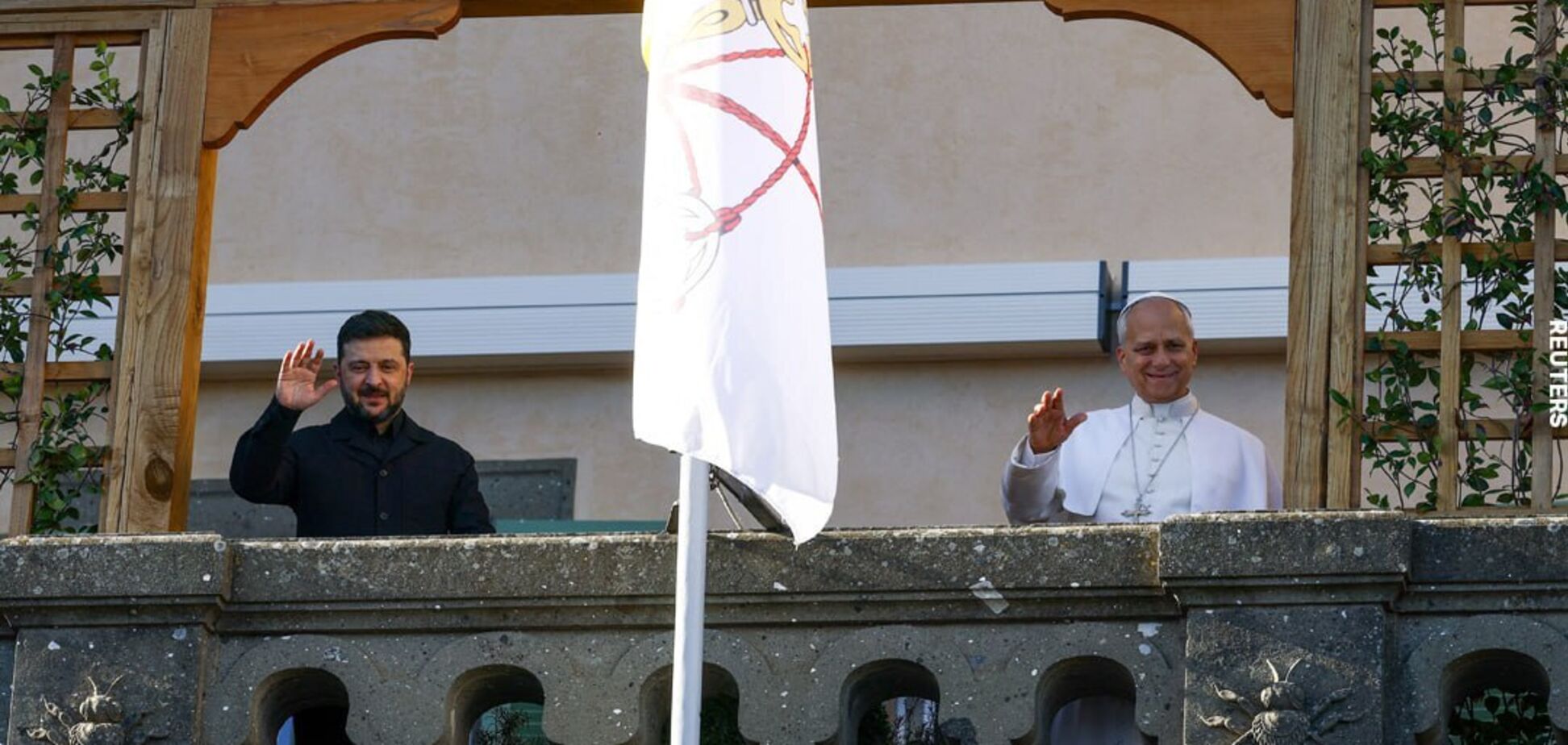 Зеленський прибув до Рима і зустрівся з Левом XIV. Фото і всі подробиці