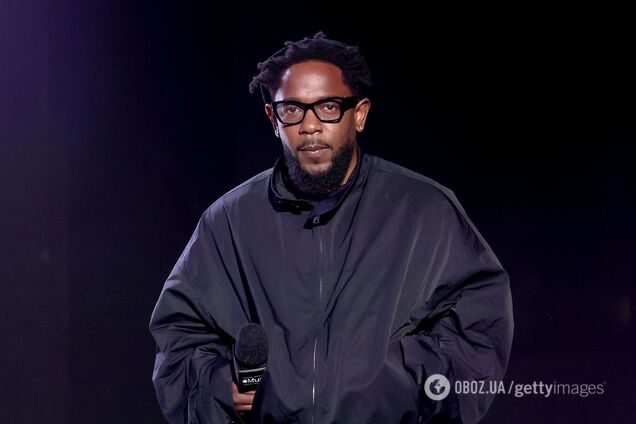 Выступление Кендрика Ламара на Супербоуле 2025 едва не сорвали: кого задержала охрана и почему рэперу не заплатили. Фото, видео