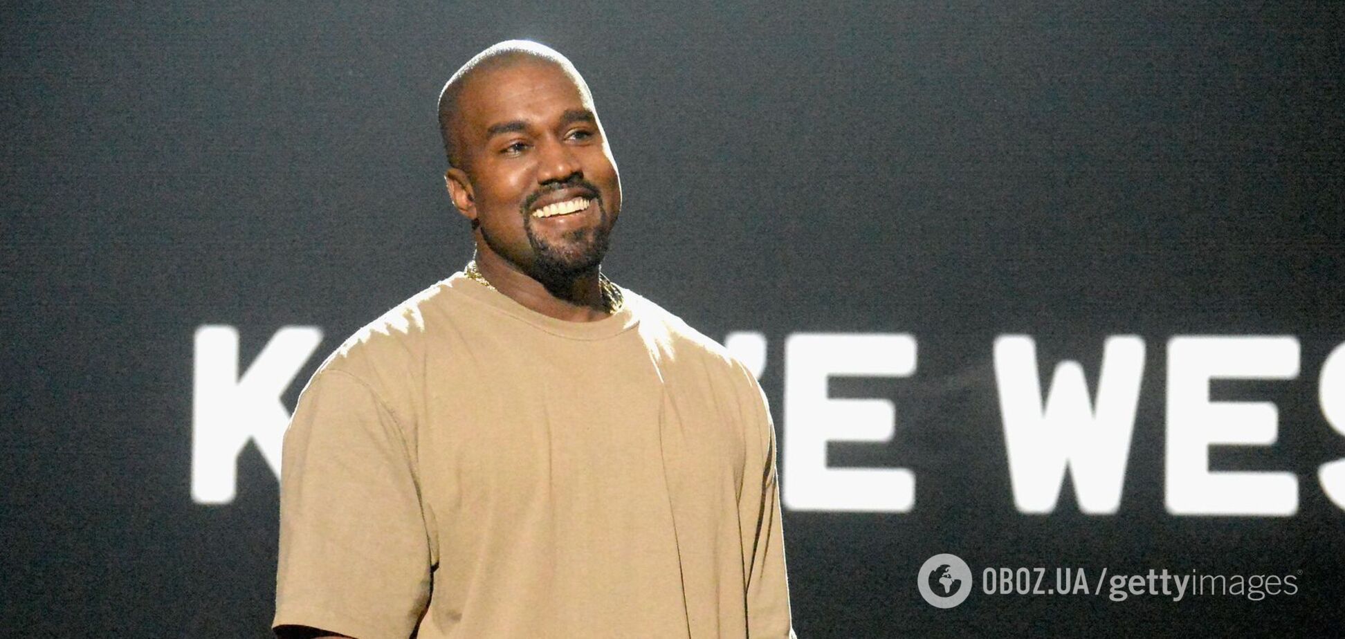 Оправдал раздевание жены и обратился к Илону Маску: Канье Уэст удалился из Х после аморальных заявлений