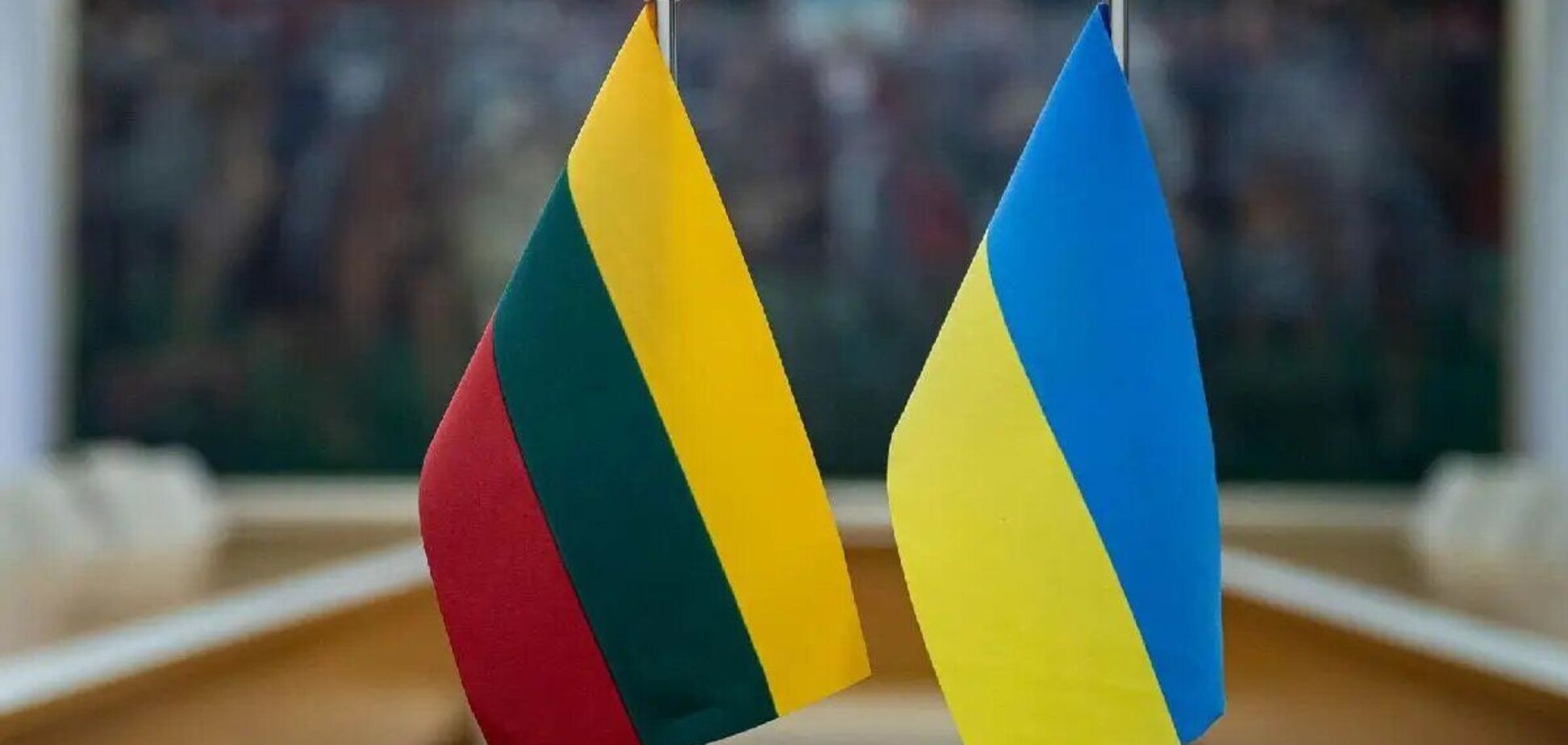 Одна з країн ЄС хоче продовжити тимчасовий захист для біженців з України: кому пощастить