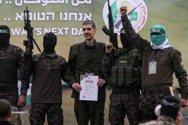 ХАМАС отложил освобождение заложников из сектора Газа: террористы обвинили Израиль в нарушении соглашения