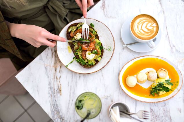 Ранкове меню для міцного здоров’я: що варто їсти на сніданок