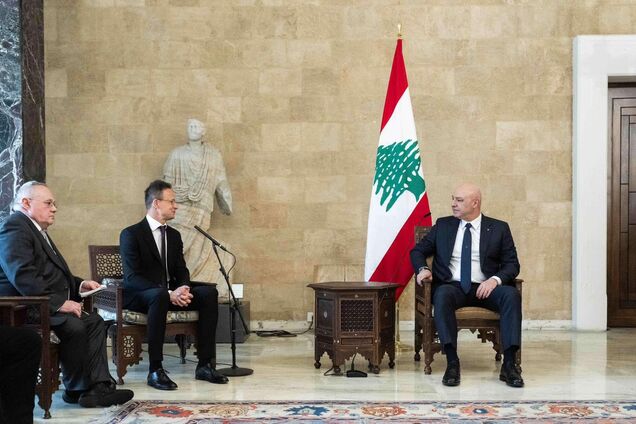 Сіярто похвалився, що Угорщина замість зброї Україні надасть близько мільйона євро армії Лівану