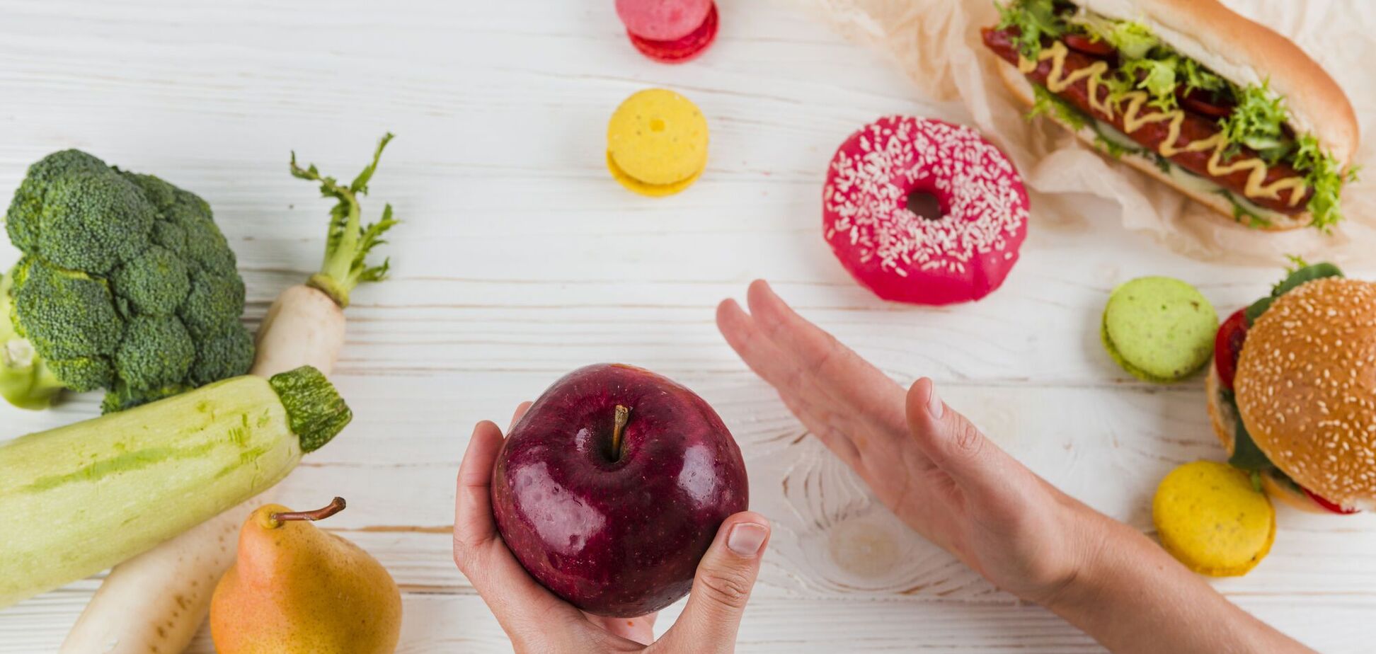Как еда может влиять на менструацию: 7 продуктов, которых следует избегать