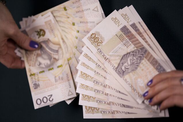 У Польщі помітно зросла середня зарплата