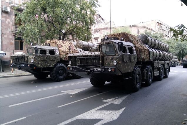 Развернули назад: эксперты объяснили, почему россиянам не дали вывезти ракеты к С-300 и С-400 из Тартуса