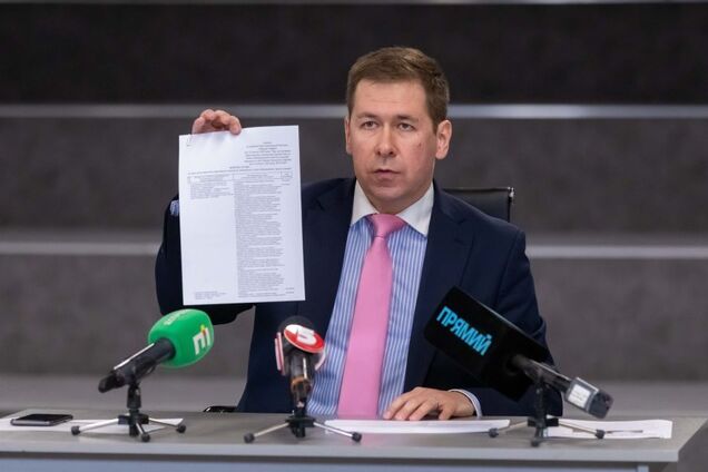 Санкції проти Порошенка недійсні: адвокат Новіков заявив про фальсифікацію рішення РНБО