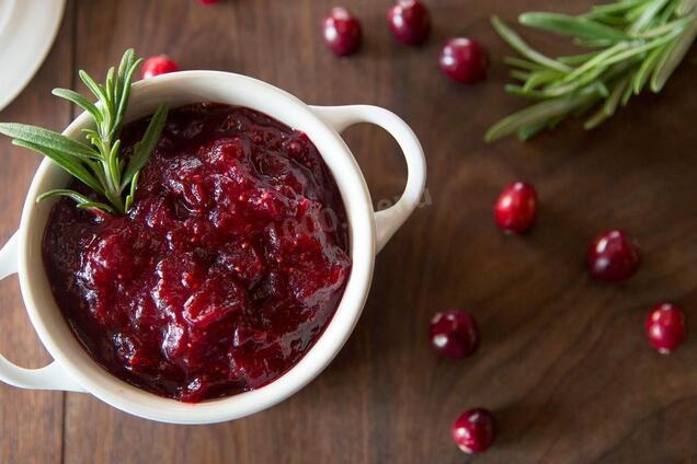Журавлинний соус: як цей продукт впливає на ваше здоров'я