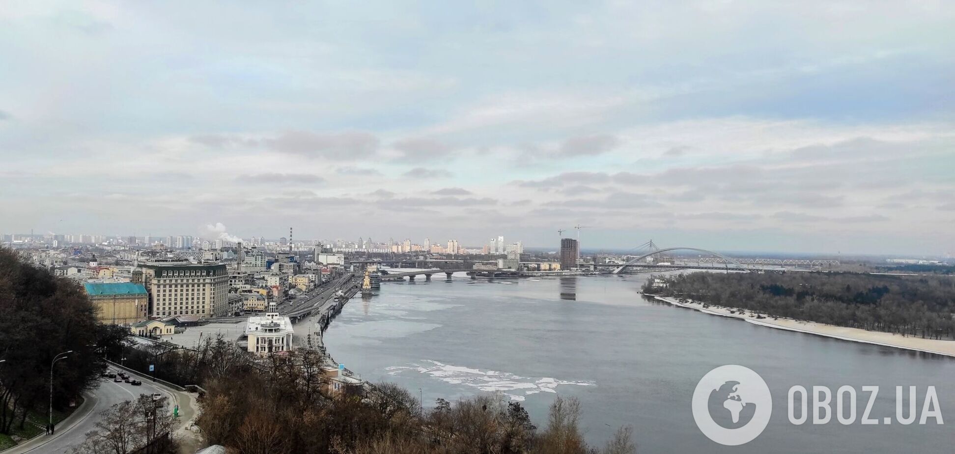 Широкий Днепр, старый Подол и 'стоянка' для пароходов на Трухановом острове: уникальное фото Киева начала 1900-х