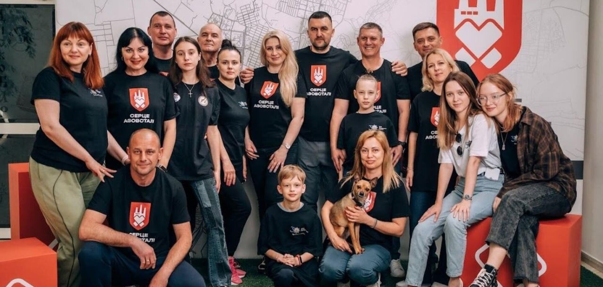 Ахметов збільшив фінансування на підтримку оборонців Маріуполя до 1,6 млрд грн