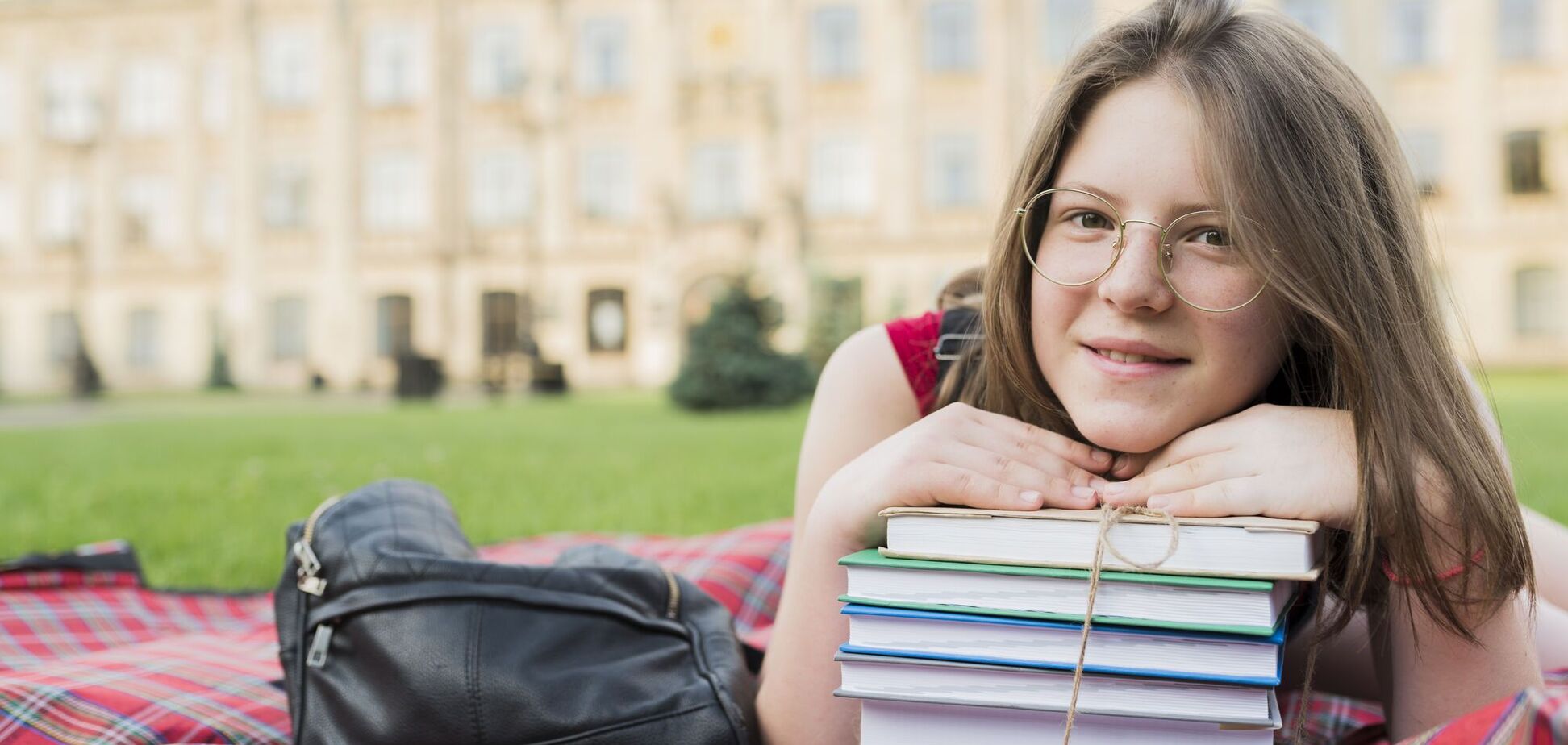 Діти стали щасливішими та менш втомленими: школа у Великій Британії перейшла на 4-денне навчання й отримала цікавий результат